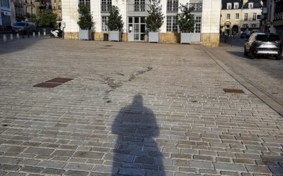 EhdayqcXgAEItzV-400x250