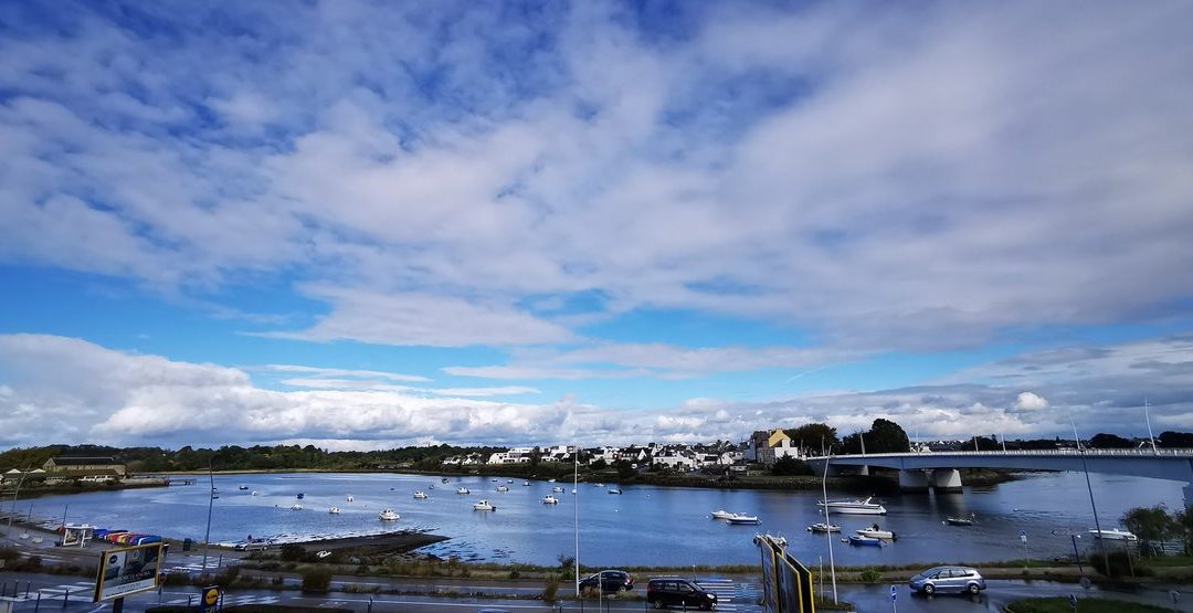 La pluie  et le beau temps . …