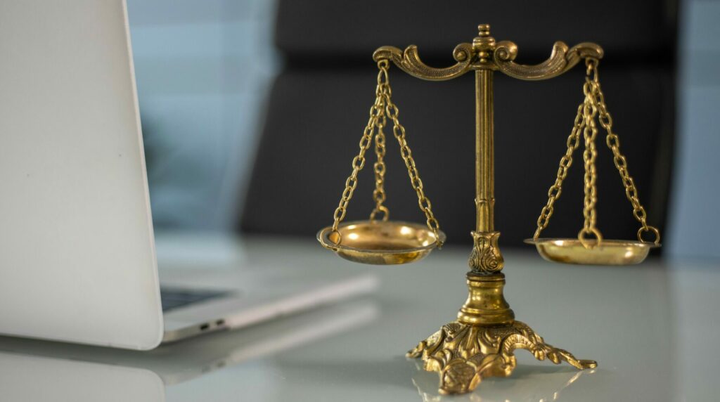 avocat-assistance-educative-guidel-1-1024x572